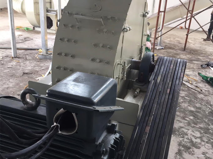 Cối nghiền trấu công suất lớn lên đến 4 - 5 tấn giờ